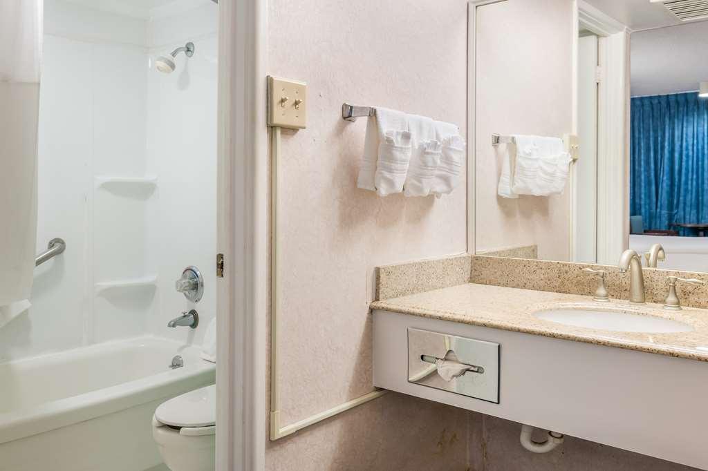 Americas Best Value Inn St. Joseph At I-29 Bagian luar foto