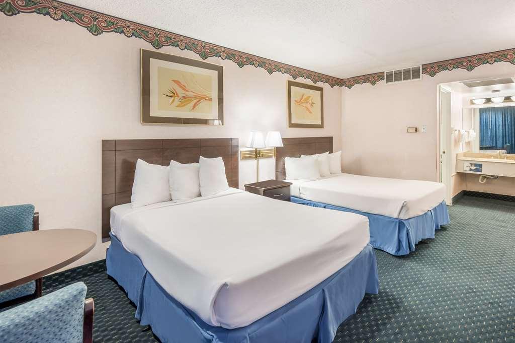 Americas Best Value Inn St. Joseph At I-29 Ruang foto