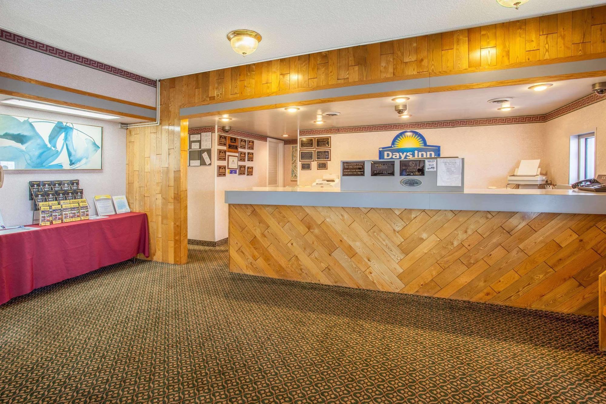 Americas Best Value Inn St. Joseph At I-29 Bagian luar foto
