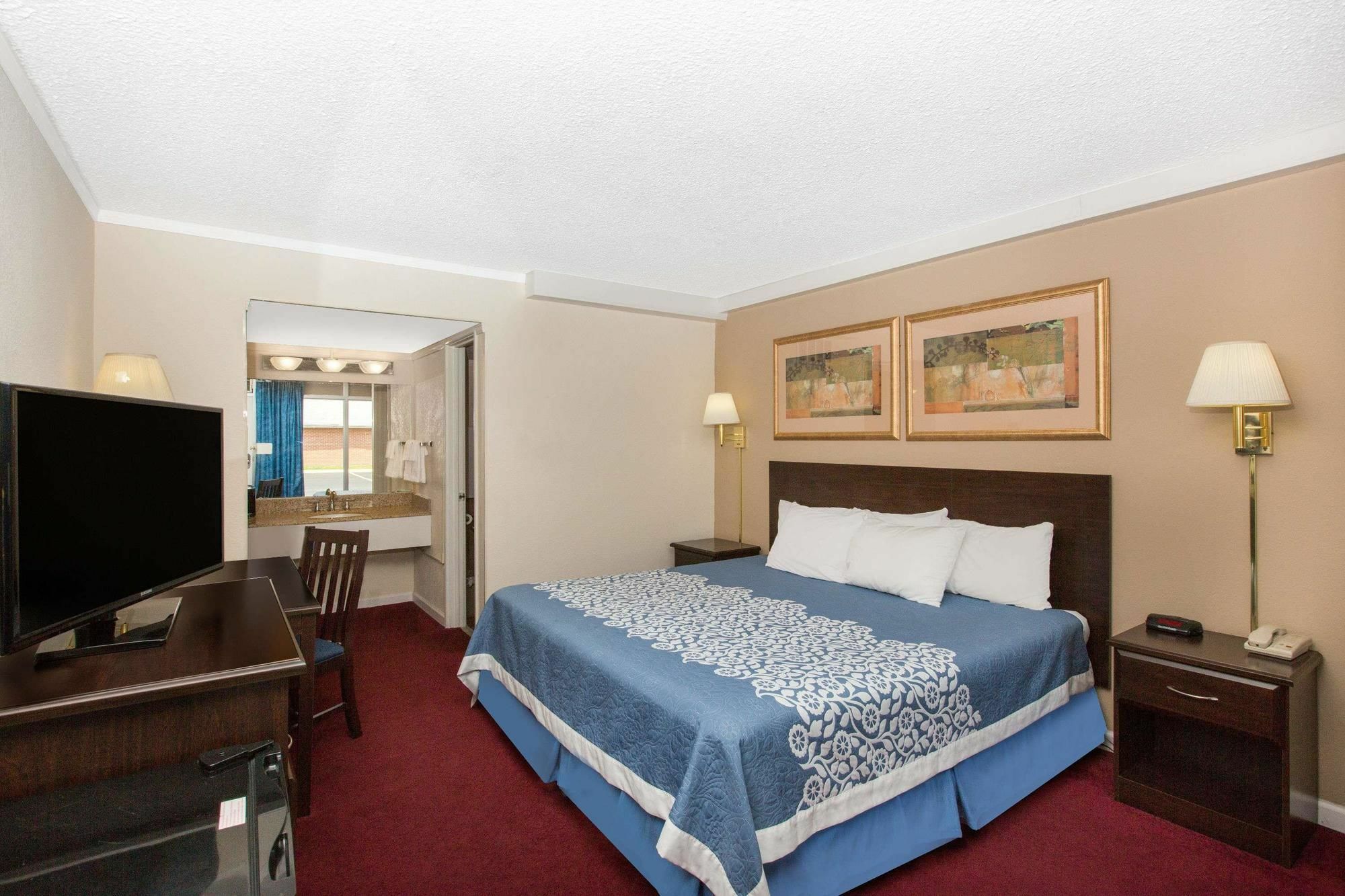 Americas Best Value Inn St. Joseph At I-29 Bagian luar foto